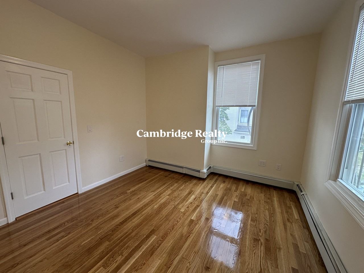 387 Somerville Ave #2 - Photo 7 of 15