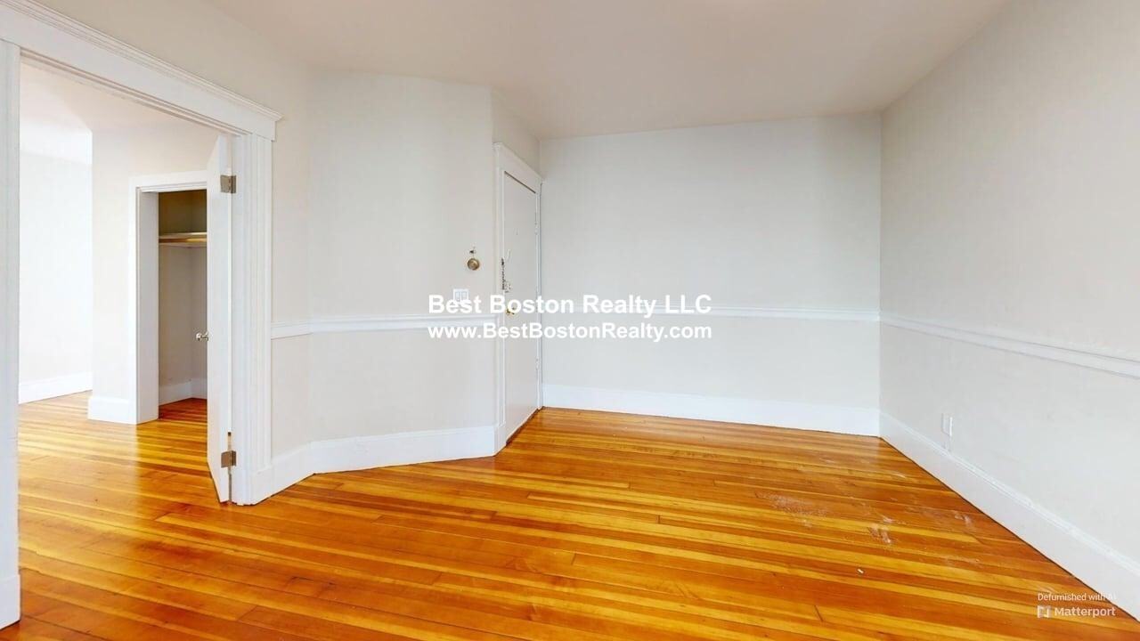 16R Warren Ave #4 - Photo 5 of 8