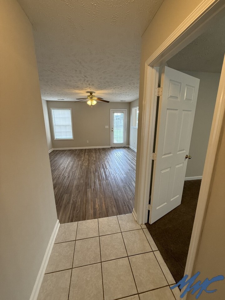 6003 Nautical St - Photo 3 of 38