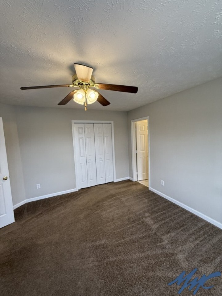 6003 Nautical St - Photo 6 of 38