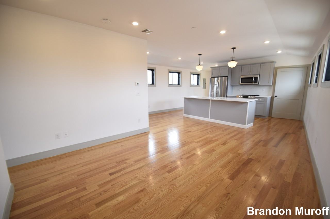 18 Maywood St #4 - Photo 2 of 26