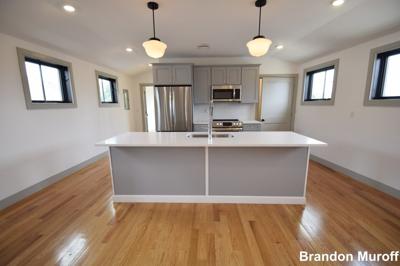 18 Maywood St #4 - Photo 4 of 26