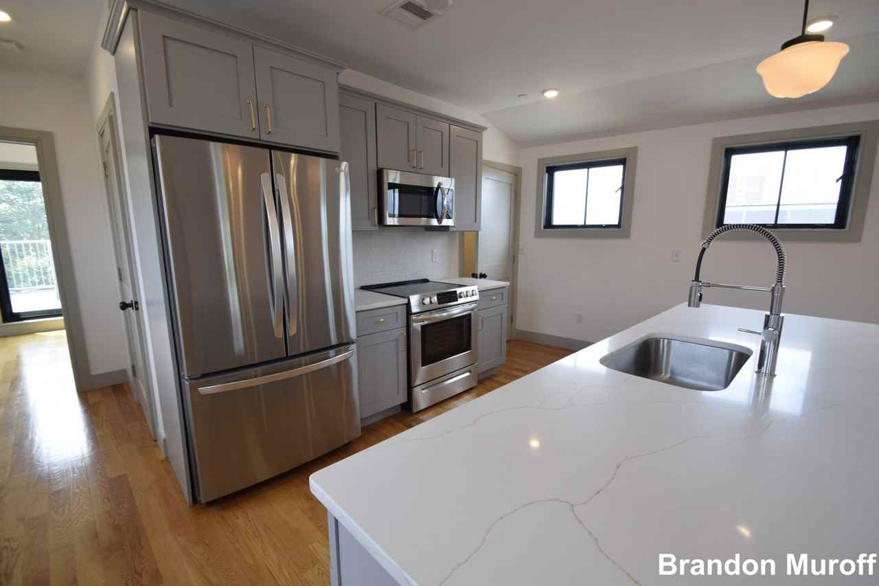 18 Maywood St #4 - Photo 6 of 26