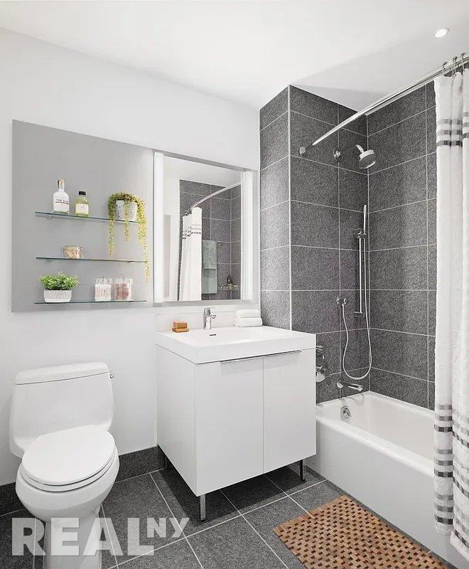 W 38th St #4603 - Photo 6 of 9