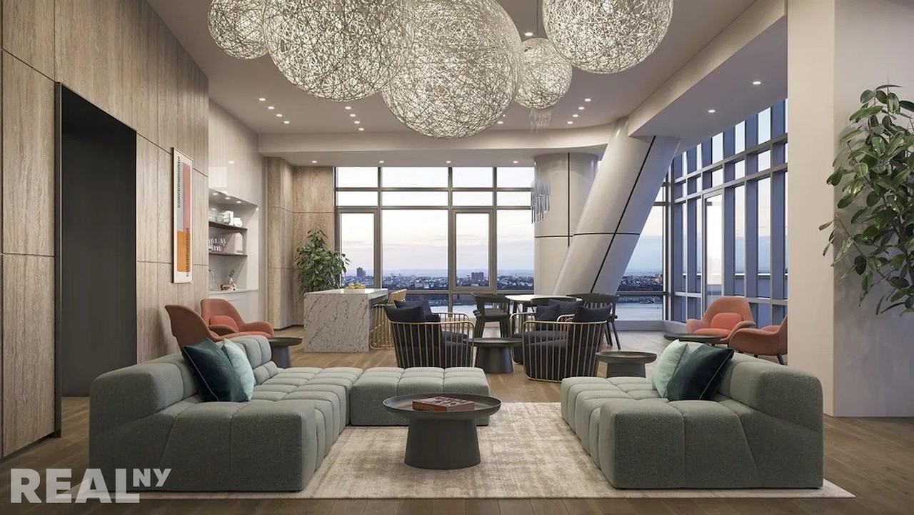 W 38th St #4603 - Photo 7 of 9