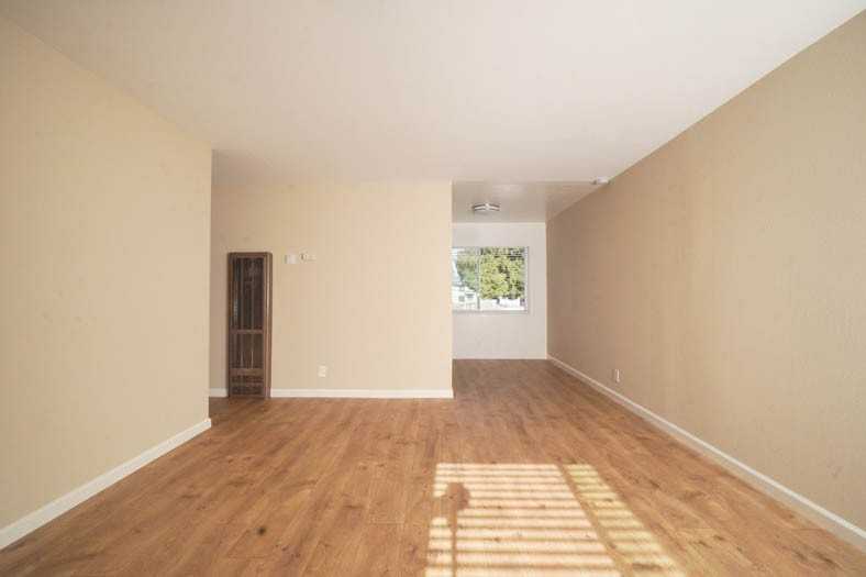 415 Del Medio Avenue #08 - Photo 7 of 12