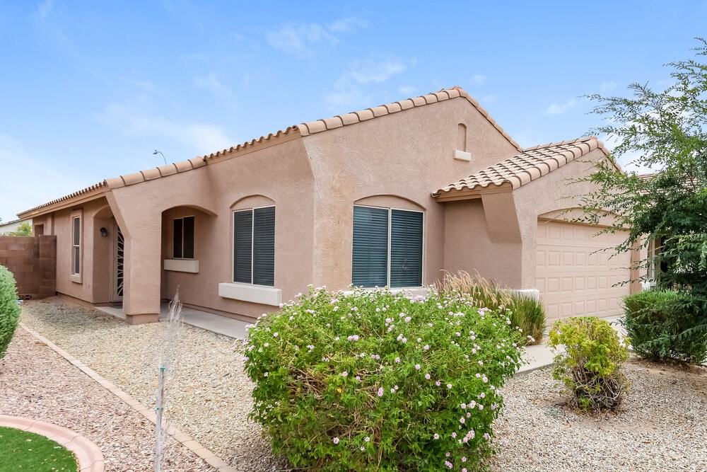 7107 S 31st Dr - Photo 3 of 16