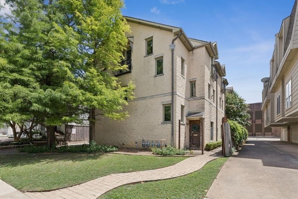 3321 Rosedale Ave #4 - Photo 2 of 27