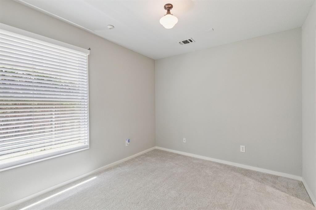 3321 Rosedale Ave #4 - Photo 5 of 27