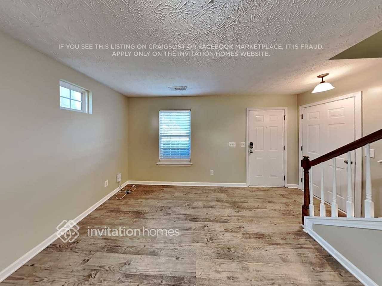 131 Oak Grove Pl - Photo 4 of 8