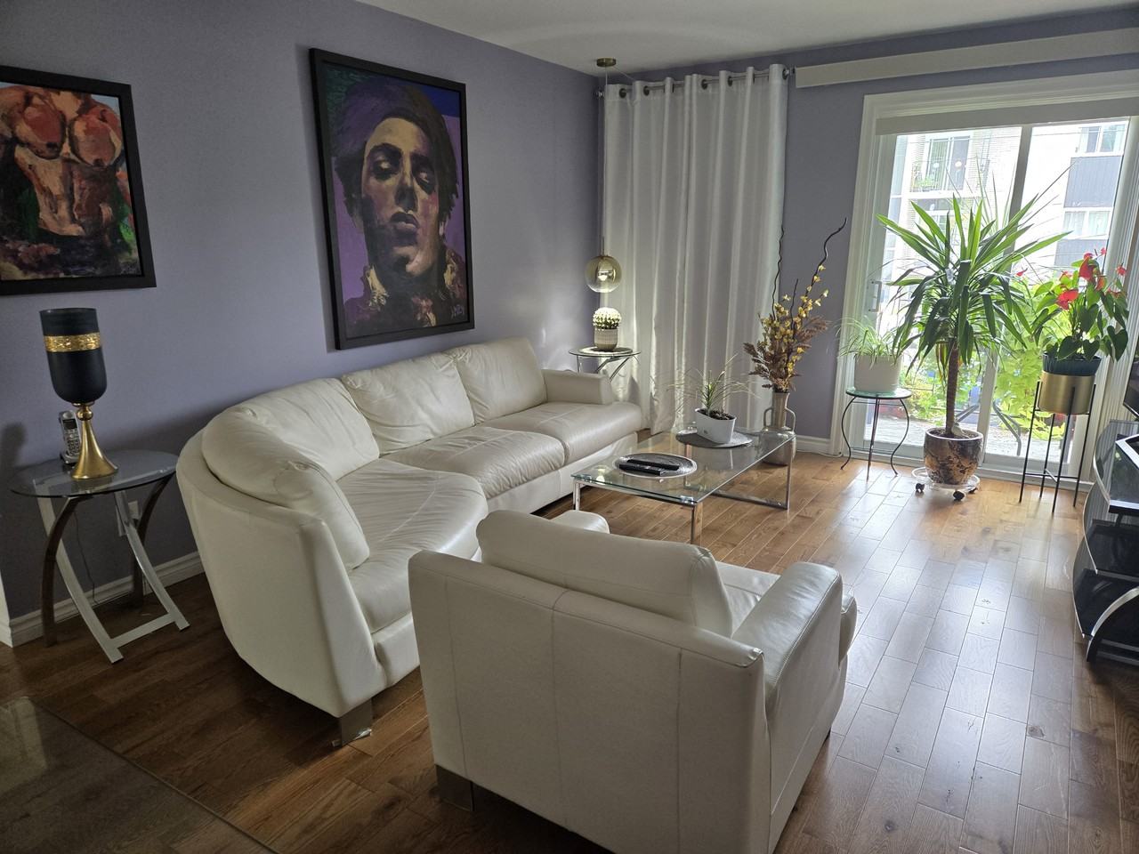 445 Rue Beaudry - Photo 2 of 10