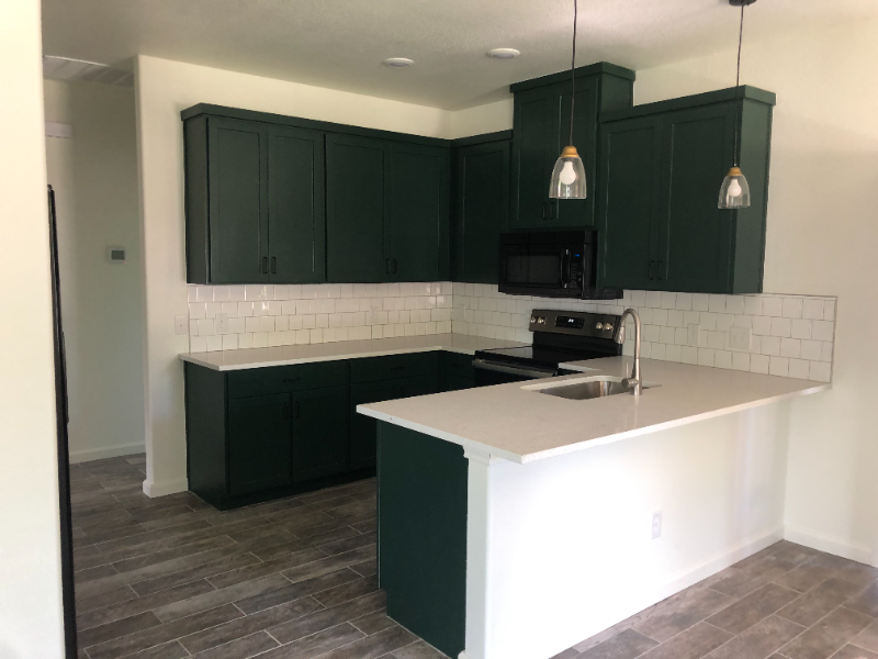 327 N Polk St - Photo 3 of 5