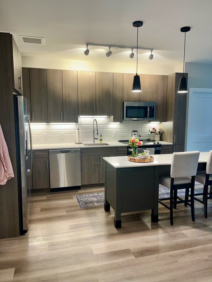 1768 Old Meadow Road #261 - Photo 3 of 23