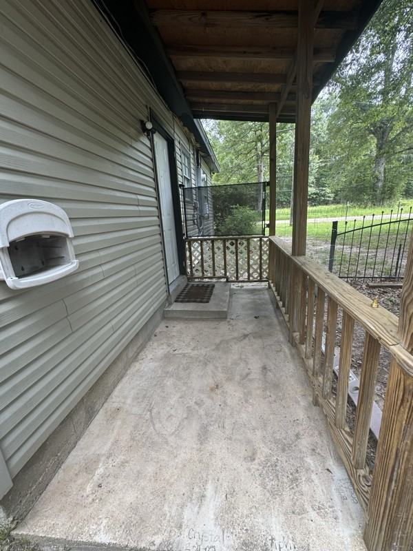 50 Laramie Dr - Photo 3 of 12