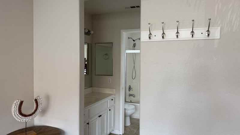 13885 Camp Rock St - Photo 2 of 9