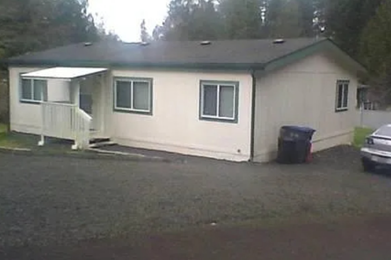 61 Se Barberry Ct - Photo 2 of 15