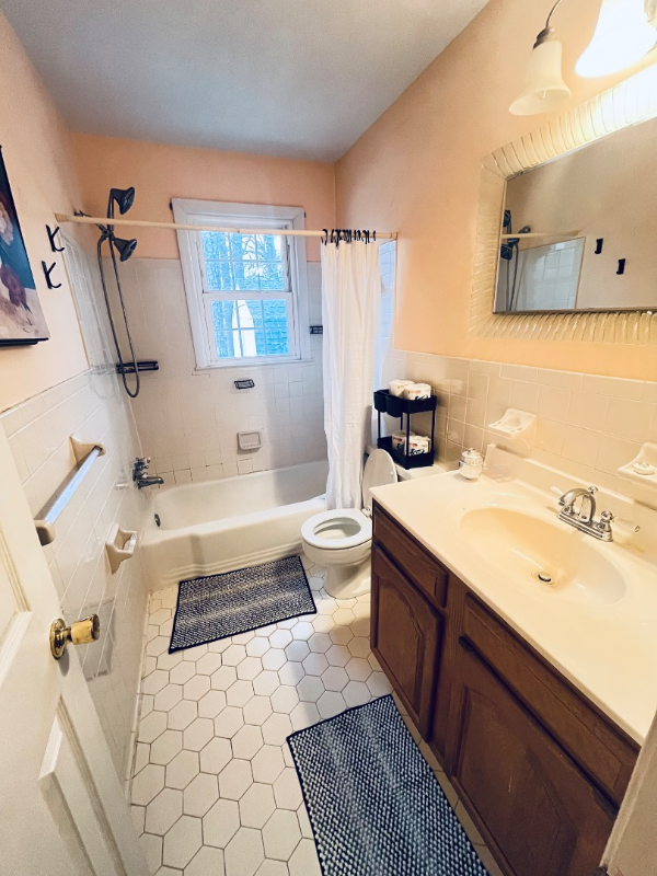 4100 Wyndybrow Drive - Photo 3 of 5