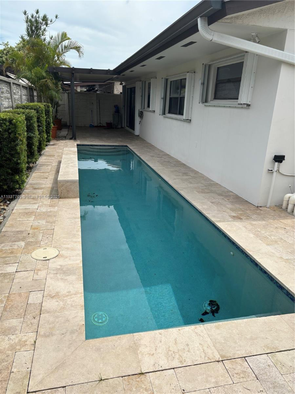 1065 Nwth Path - Photo 2 of 19