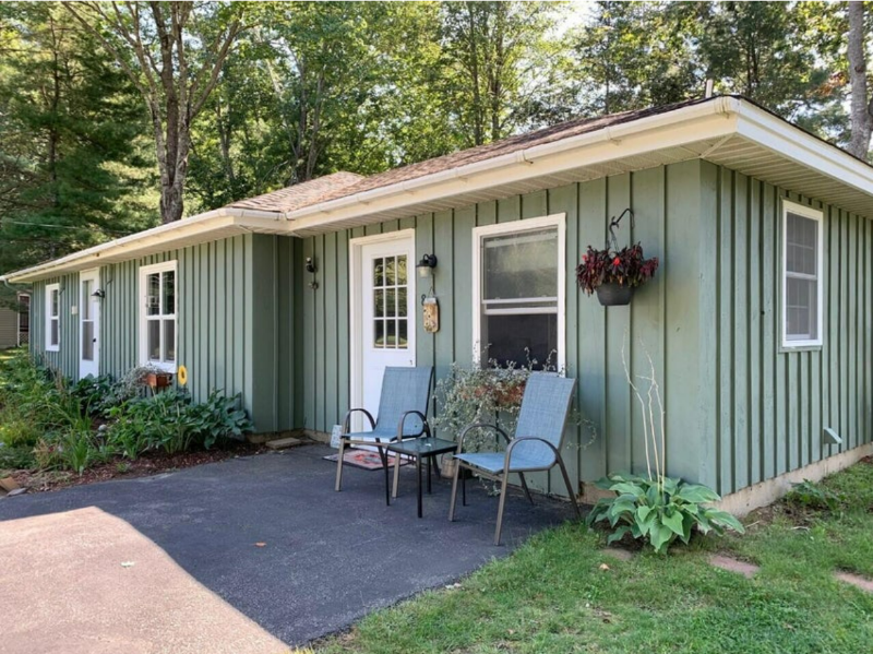 8 Charity St - Photo 2 of 16