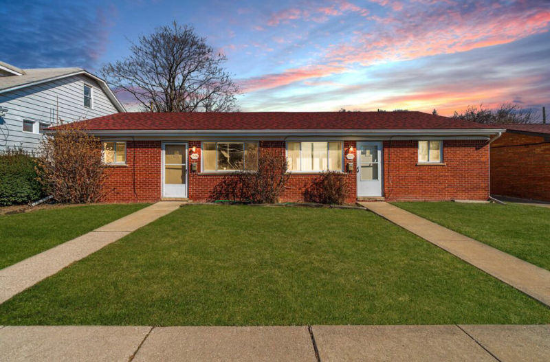 1552 Hanover St - Photo 3 of 9