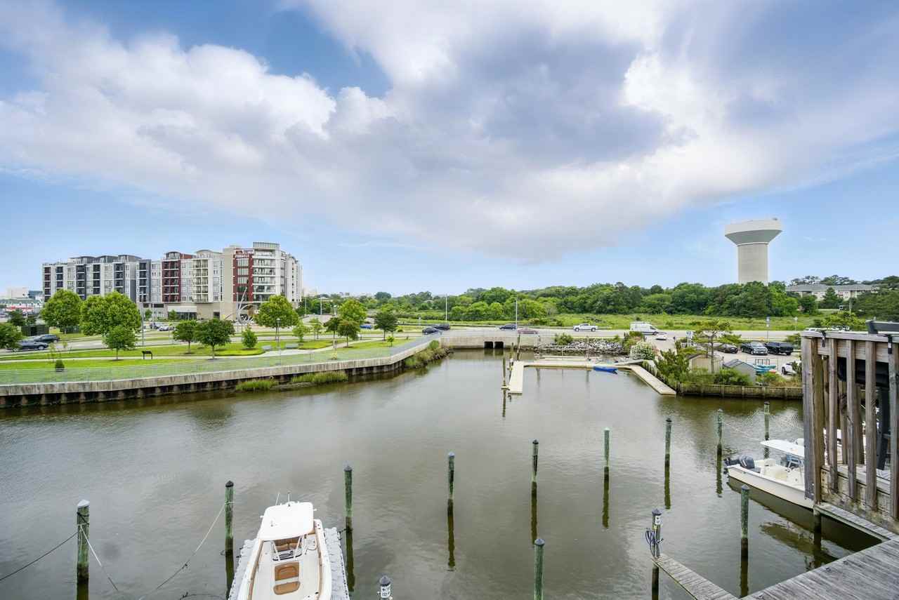 100 Pinewood Rd #128 - Photo 2 of 50