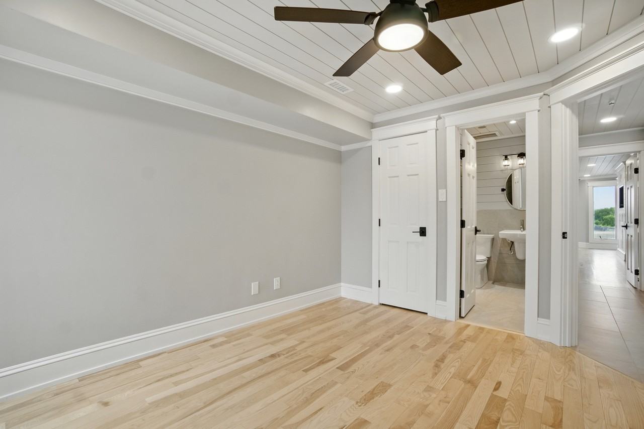 100 Pinewood Rd #128 - Photo 3 of 50