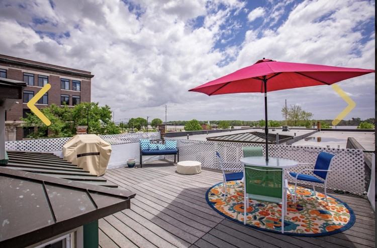 124 E 2nd St #1 - Photo 2 of 11