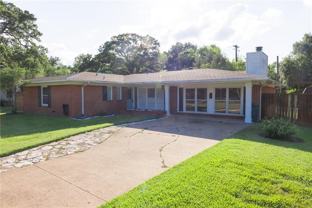 100 Greenway Dr - Photo 1 of 1