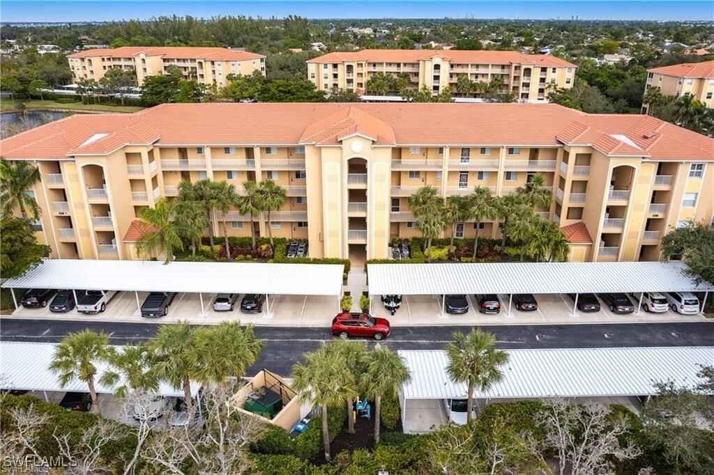 8310 Whiskey Preserve Cir Apt 231 #231 - Photo 3 of 16