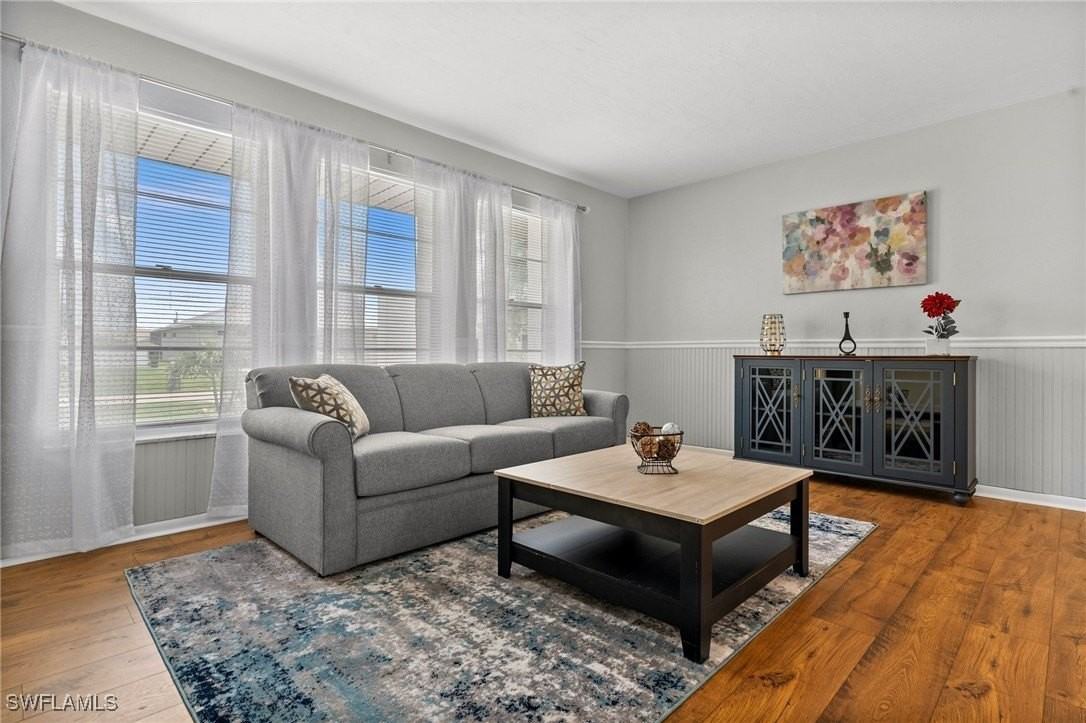 1410 Southeast 31st Terrace - Photo 6 of 49