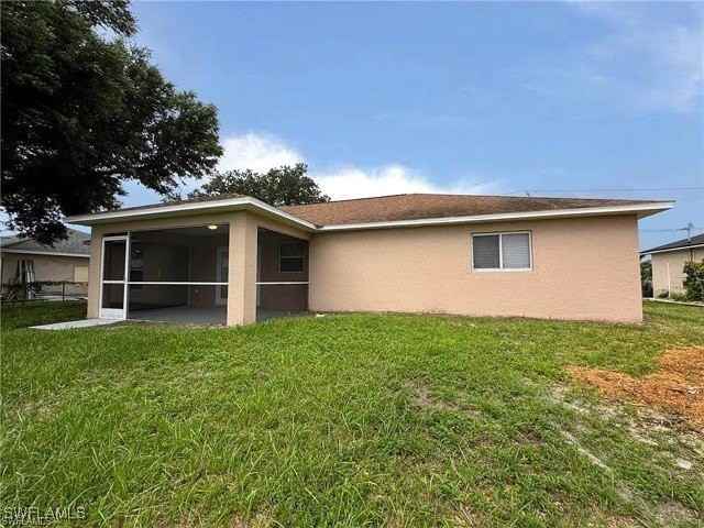 1009 Chapel Ave - Photo 3 of 22