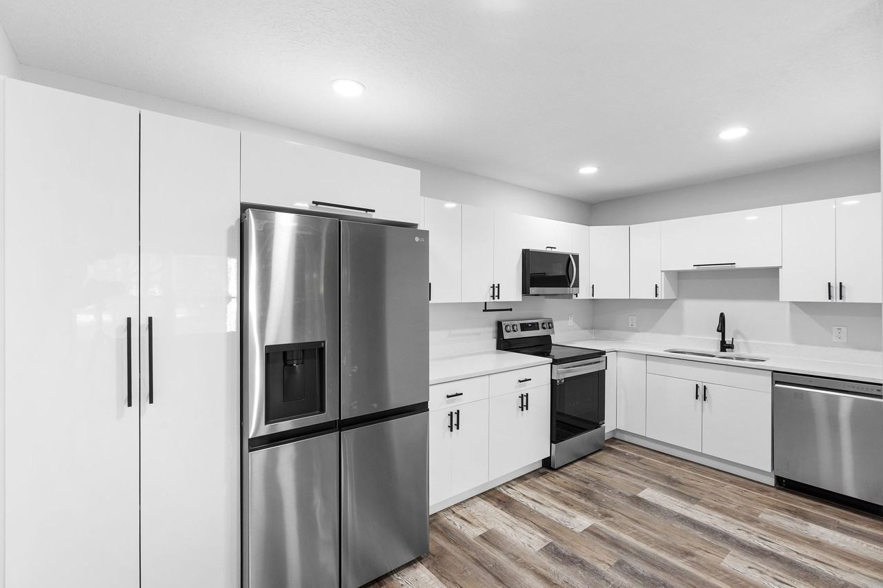 36th St - Photo 2 of 10