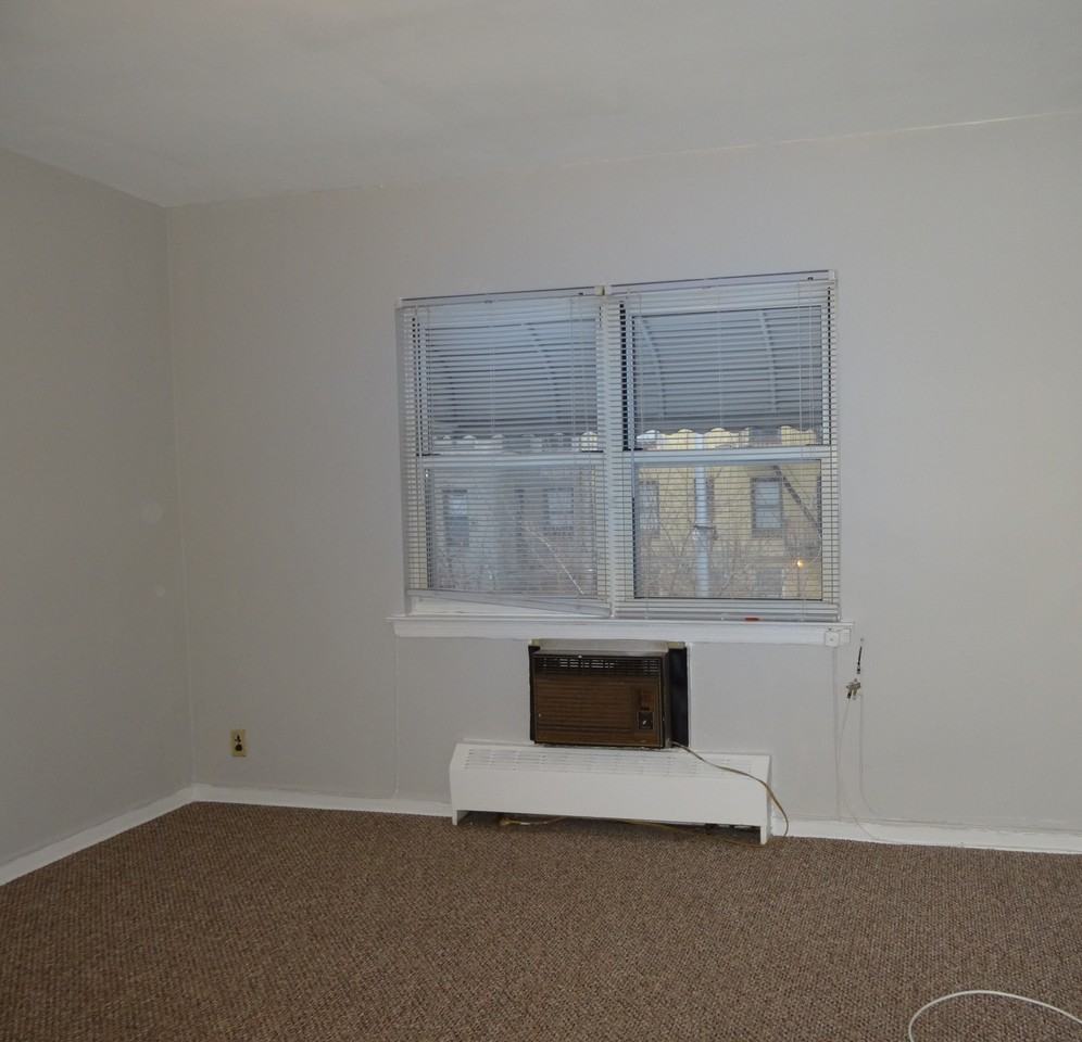 24-08 28th Street #2 - Photo 3 of 6