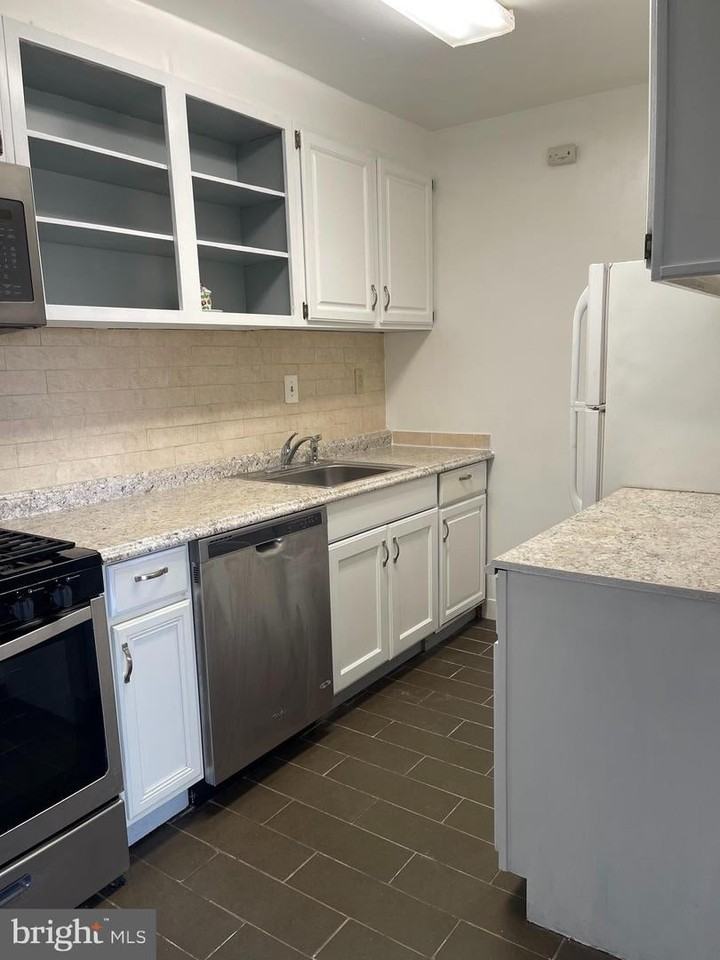 5538 Karen Elaine Dr - Photo 5 of 8