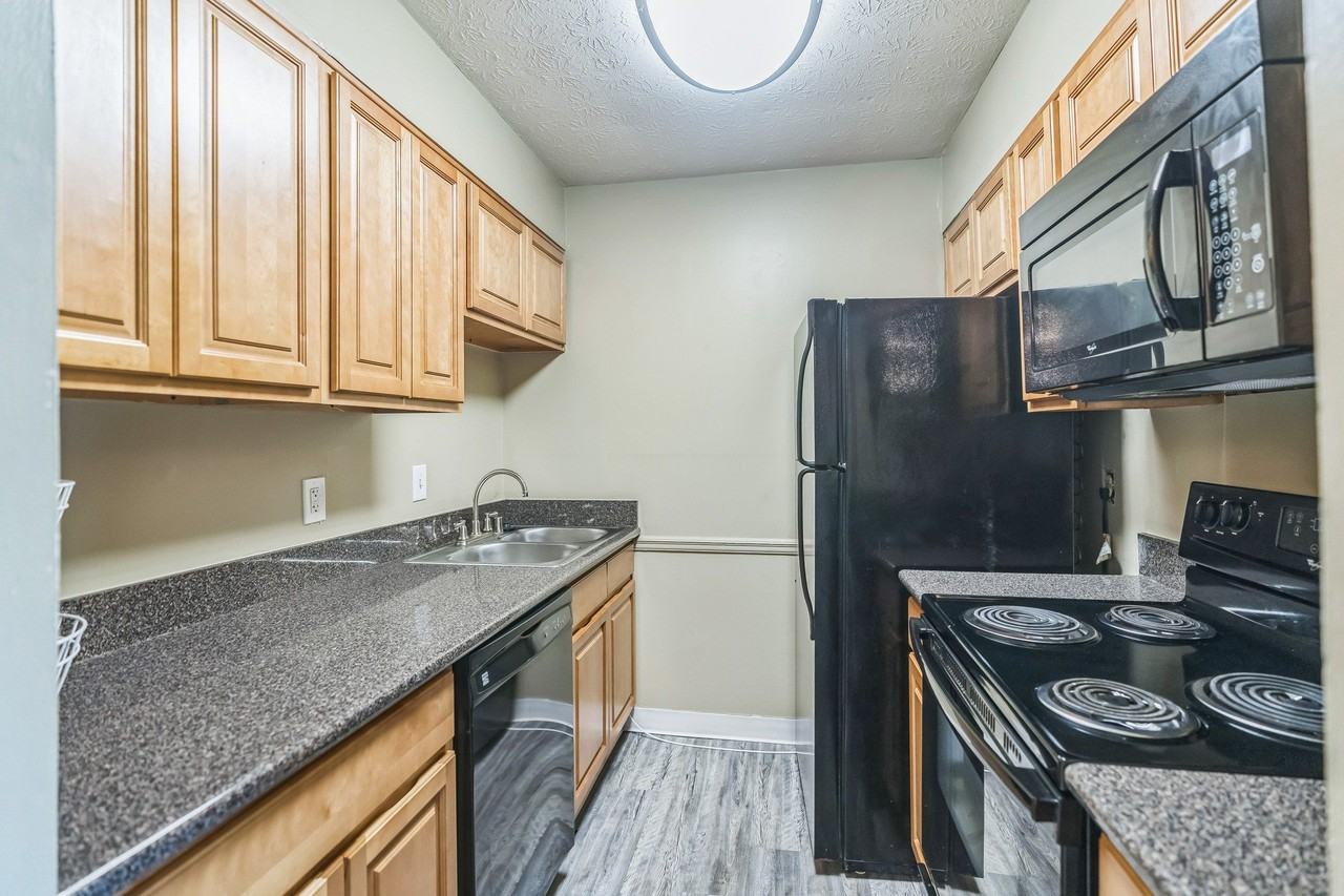 Canter Pointe - Photo 3 of 20