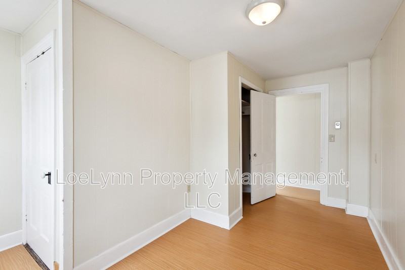 311 Boyd Ave #A - Photo 7 of 28