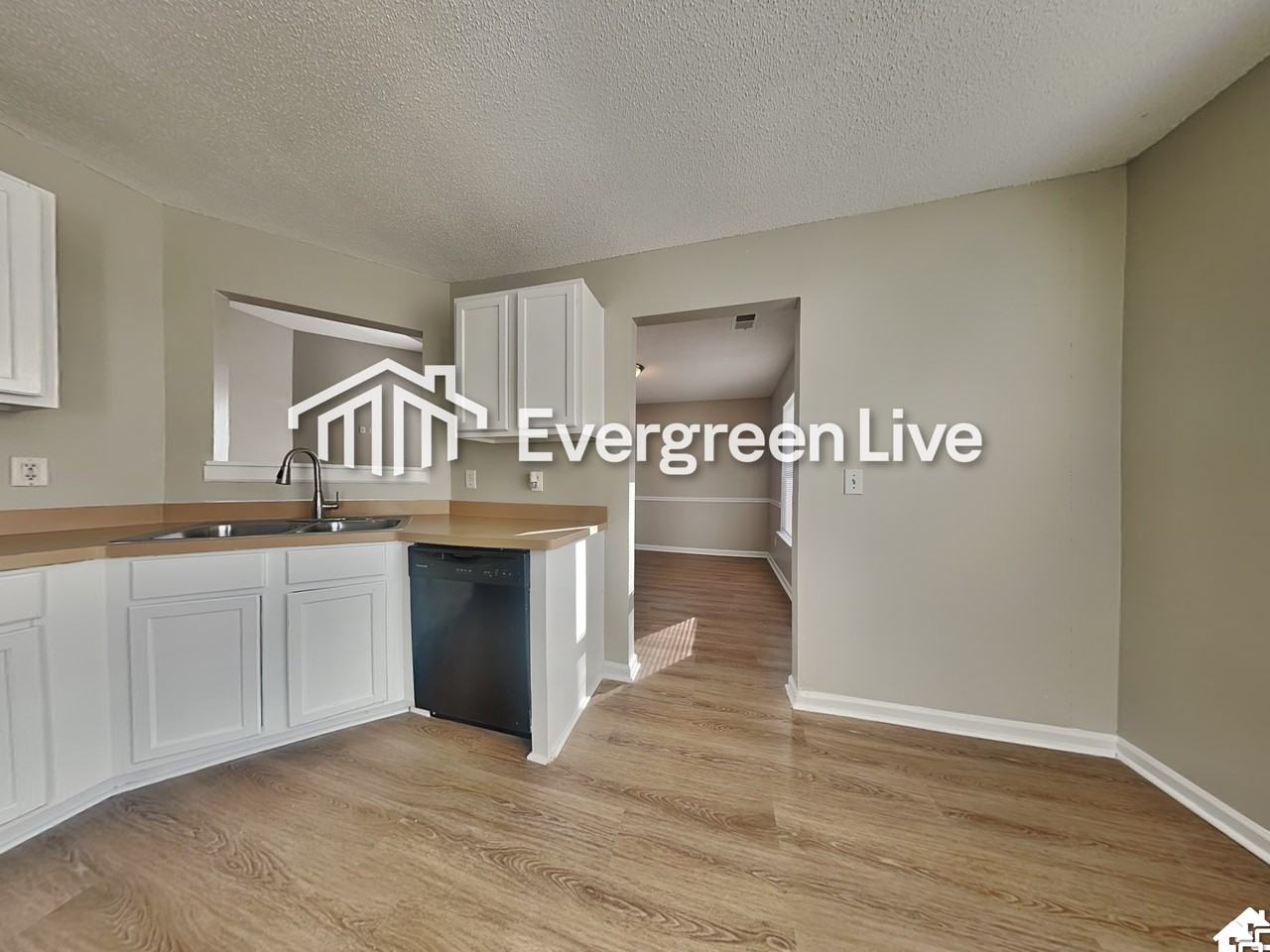 5279 High Tide Ct - Photo 4 of 17