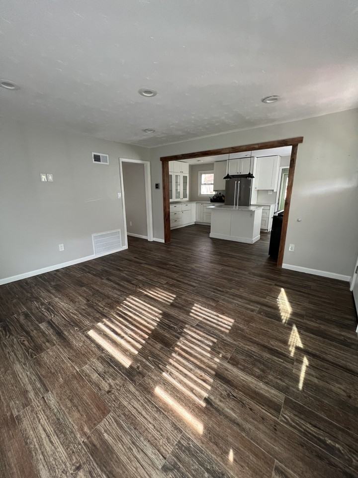 1302 Coral Sea Dr #NA - Photo 3 of 17