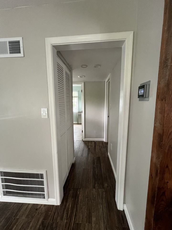 1302 Coral Sea Dr #NA - Photo 5 of 17