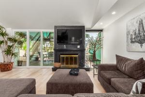 featured image of 2529 N Miller Rd #2529