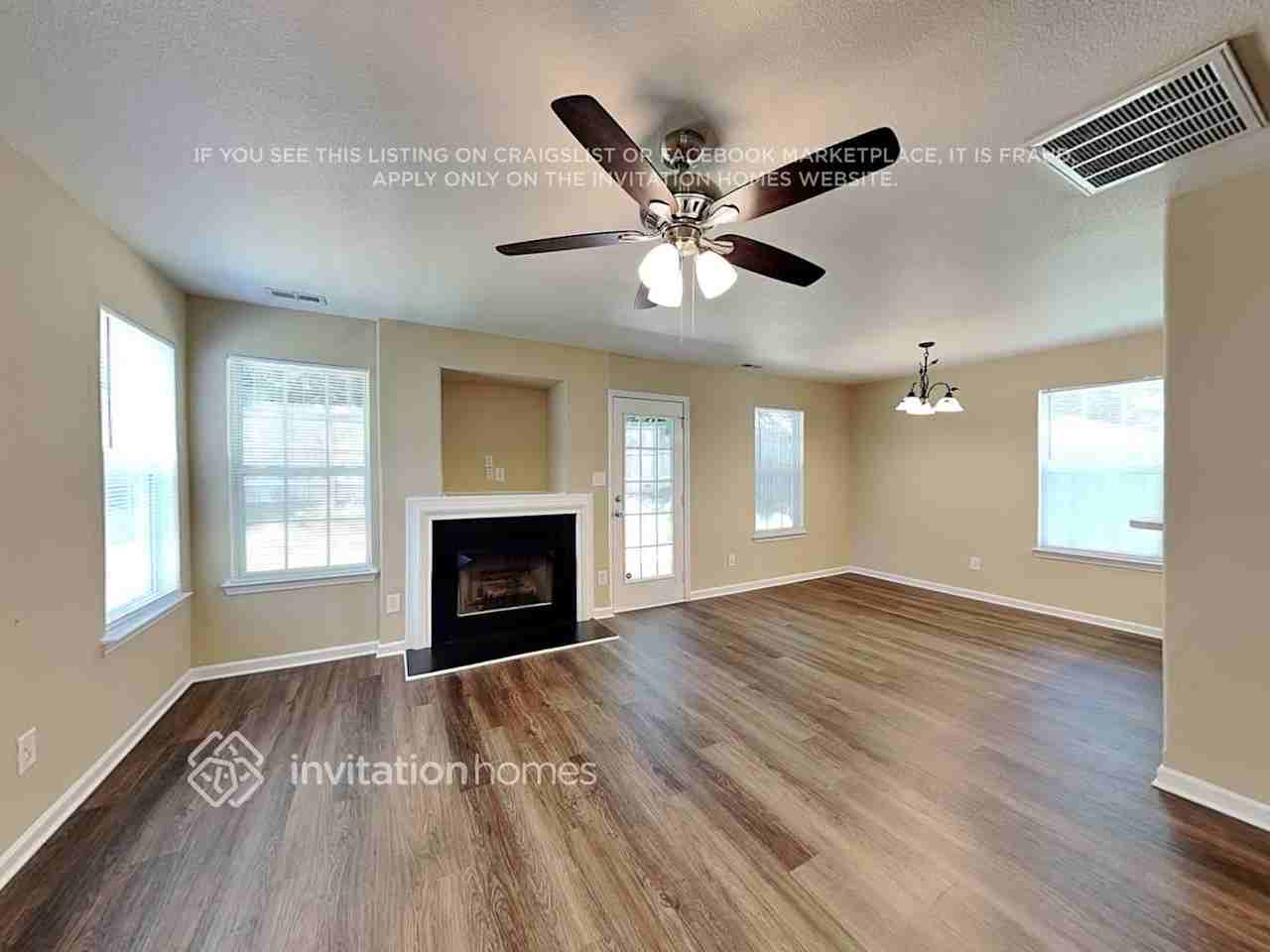 5228 Silabert Ave - Photo 5 of 21