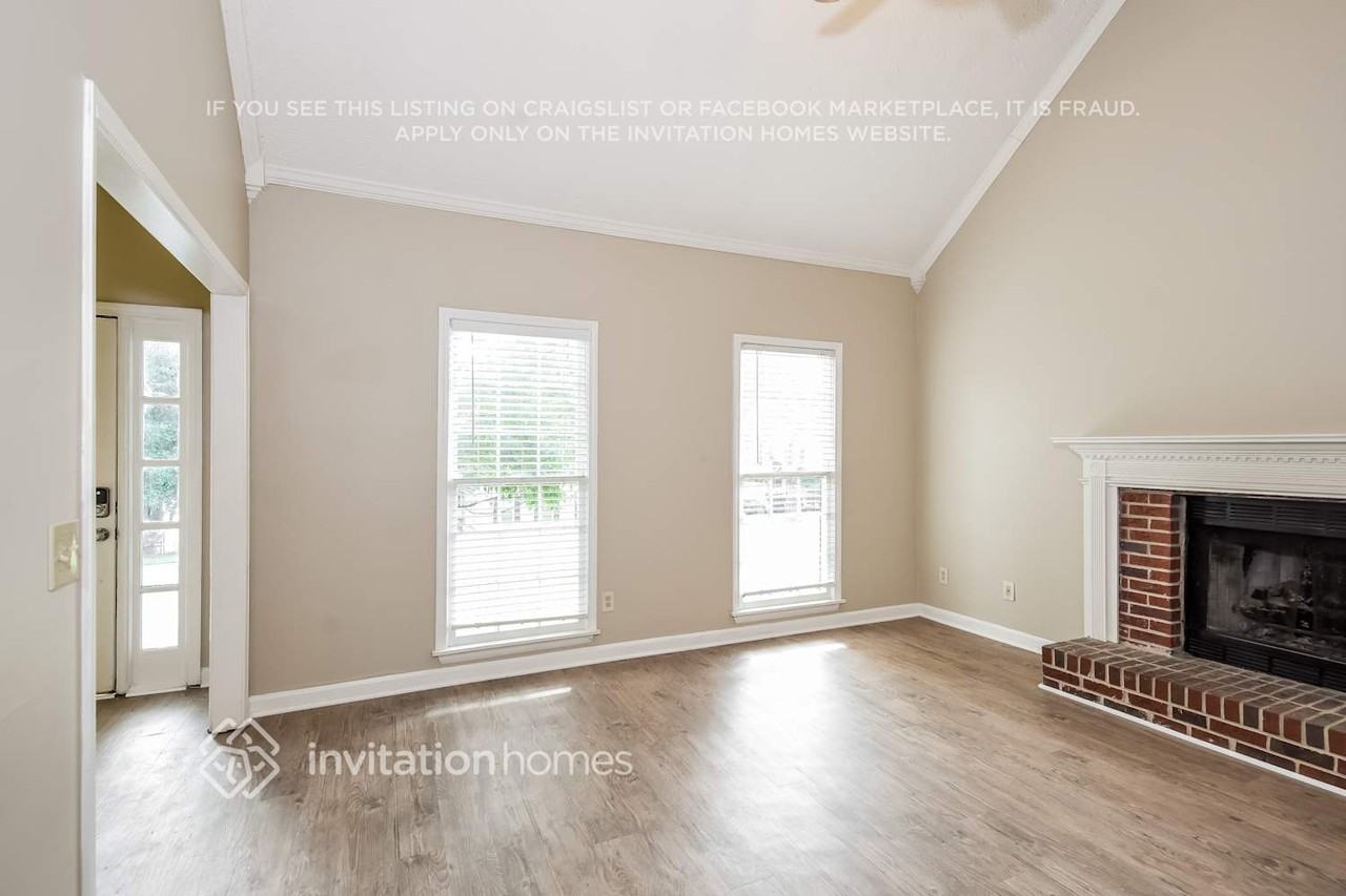 5690 Sugar Crossing Dr - Photo 5 of 18