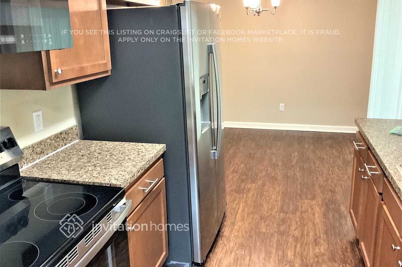 110 Centennial Dr - Photo 6 of 19