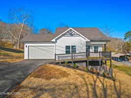 featured image of 2319 Island Blvd