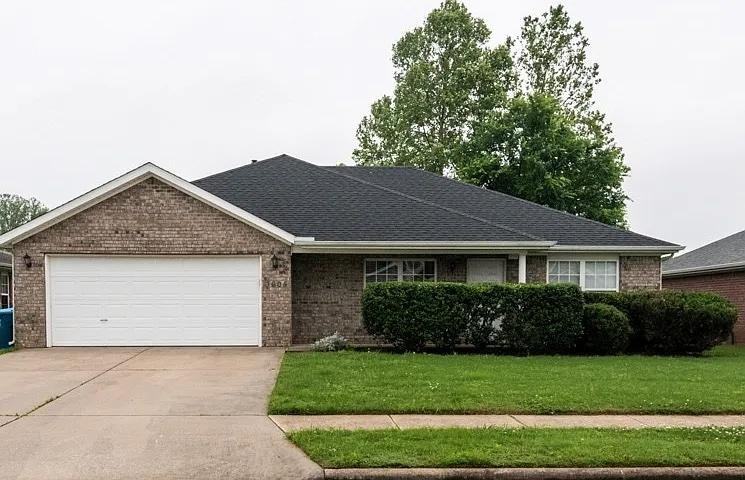 3605 SW Carriageway Ave - Photo 2 of 20