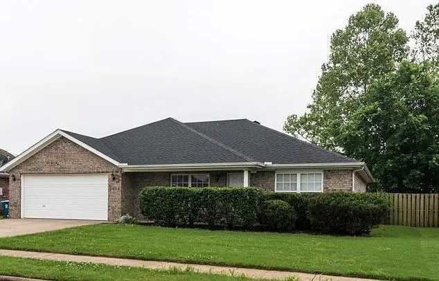 3605 SW Carriageway Ave - Photo 3 of 20