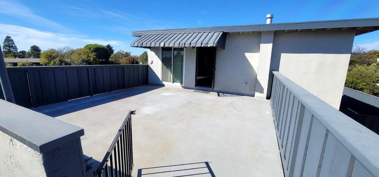 1339 Rose St #D - Photo 6 of 13