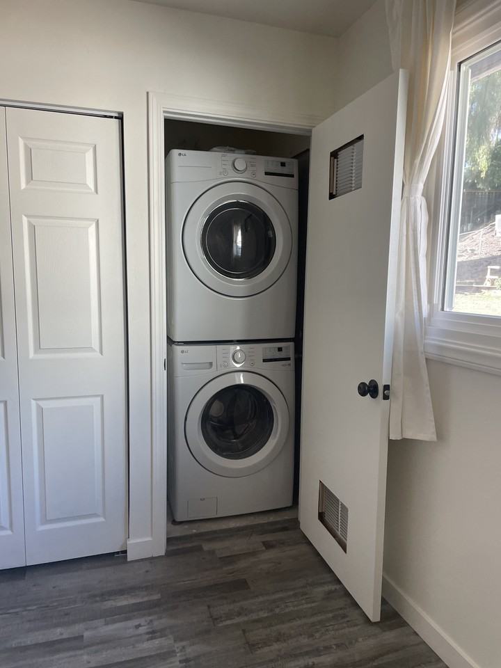 9074 Paradise Park Dr #NA - Photo 3 of 11