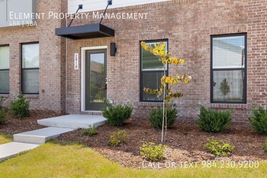 2910 Kempthorne Rd #1 - Photo 2 of 44