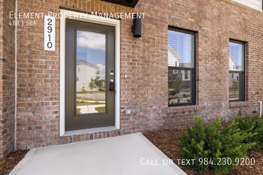 2910 Kempthorne Rd #1 - Photo 3 of 44